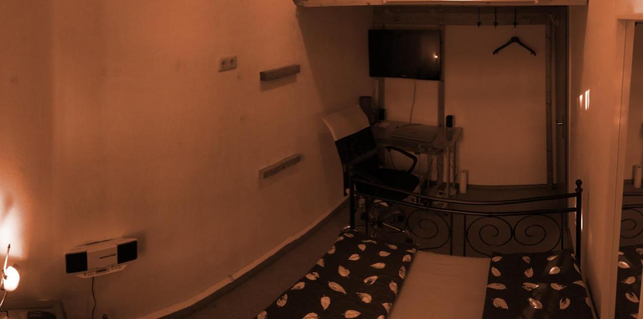 Privatzimmer Ерфурт Екстериор снимка