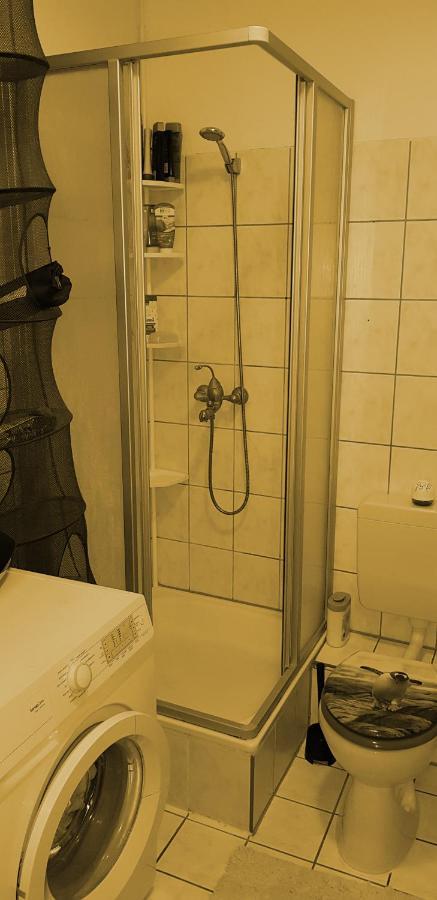 Privatzimmer Ерфурт Екстериор снимка