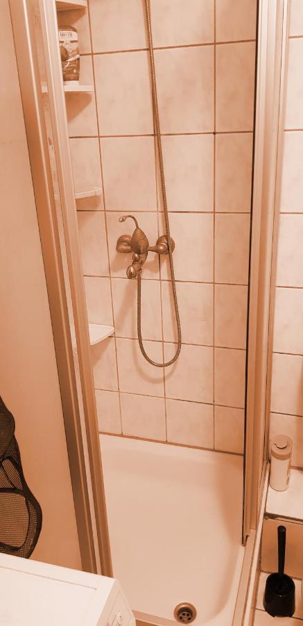 Privatzimmer Ерфурт Екстериор снимка